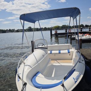 Motorboot: Leevin (8 PS Führerscheinfrei)